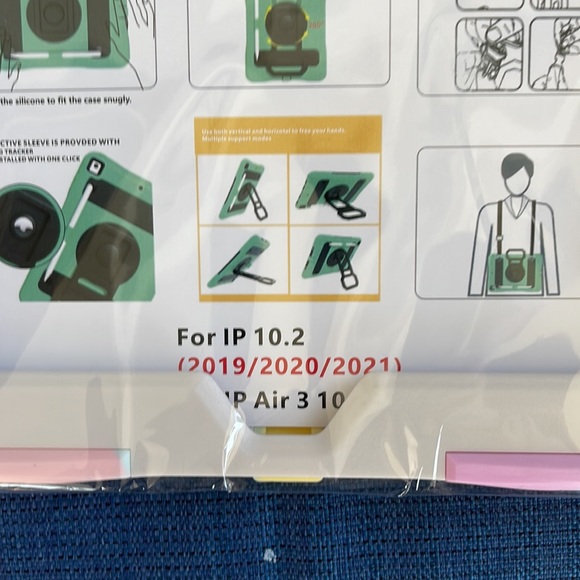 iPad case - Picture 3 of 5